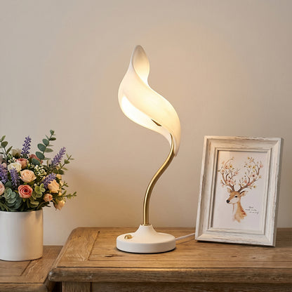 Calla Sculptural Desk Lamp